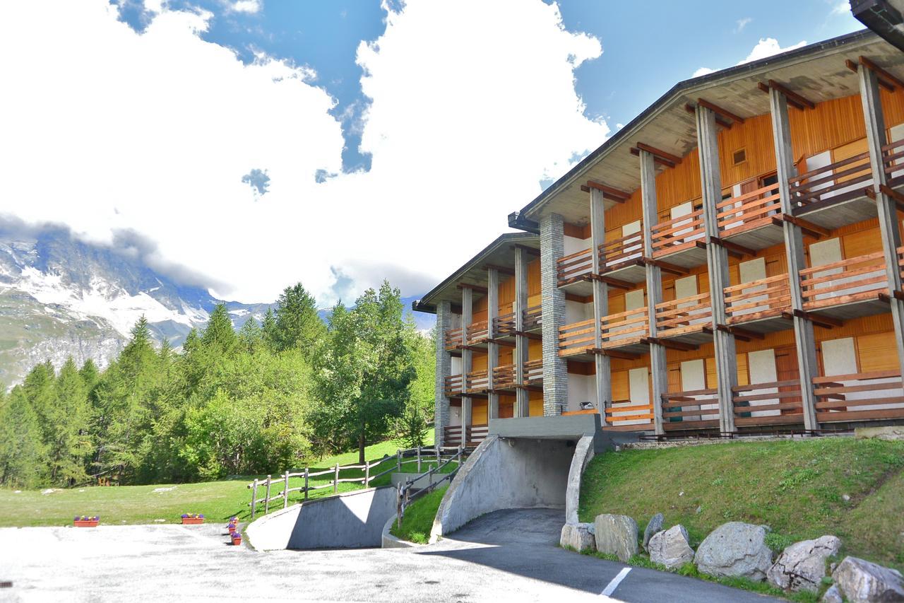 Maison De Vacances Rododendro Breuil-Cervinia Exterior foto